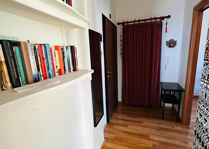 Apartman La Loba House